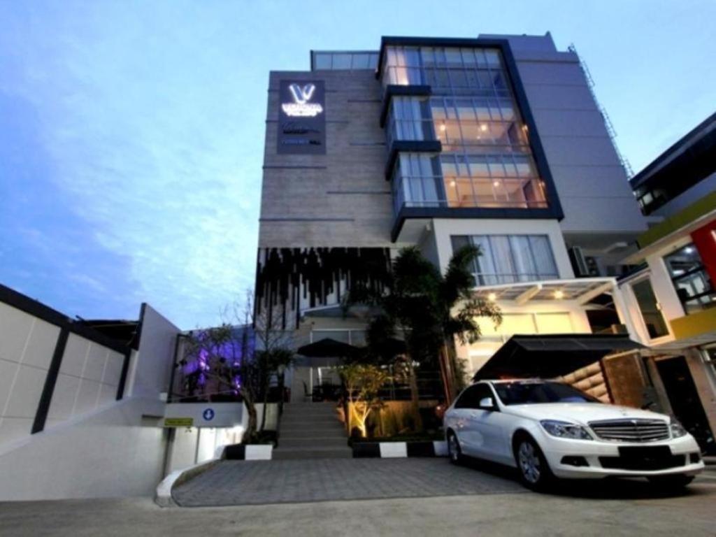 Verona Palace Hotel Bandung Exterior photo