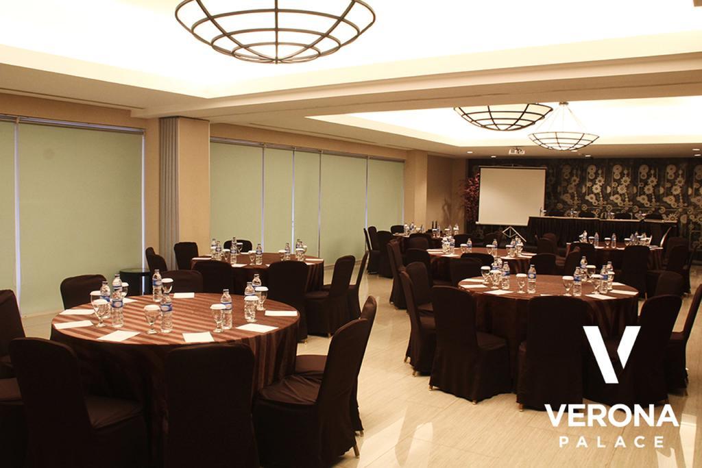 Verona Palace Hotel Bandung Exterior photo