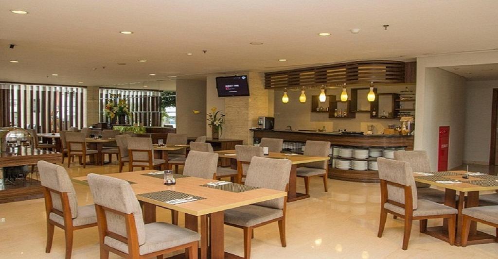 Verona Palace Hotel Bandung Exterior photo