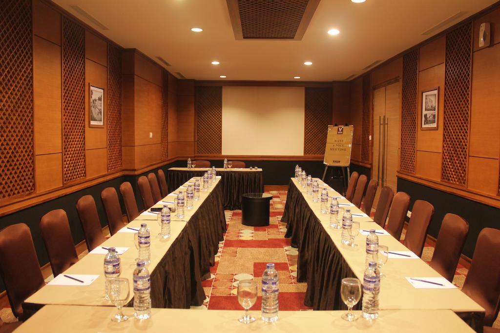 Verona Palace Hotel Bandung Exterior photo