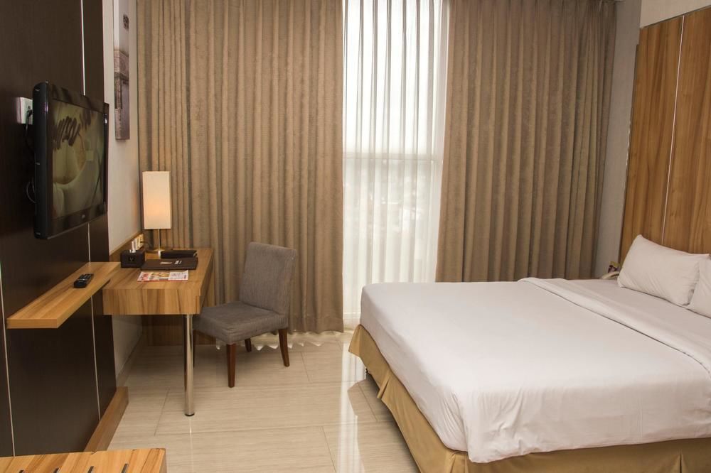 Verona Palace Hotel Bandung Exterior photo